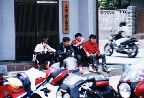 017.集会所前